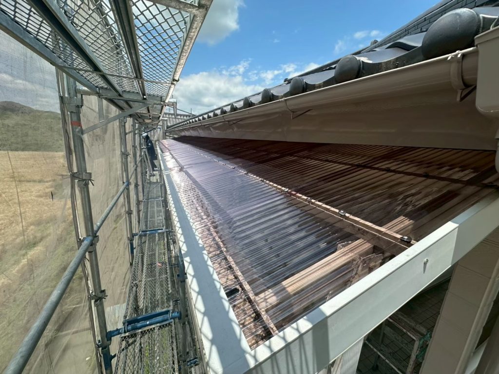 日光市　Ｓ様屋根工事　小波ポリカ　施工後