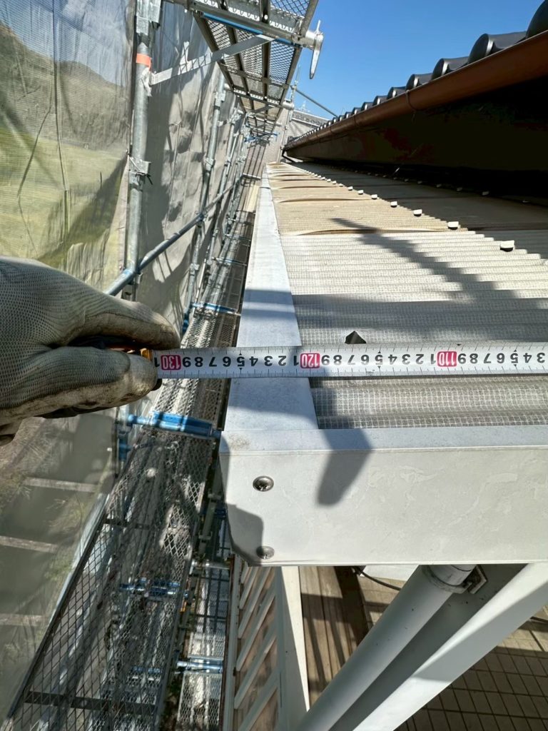 日光市　Ｓ様屋根工事　小波ポリカ　施工中